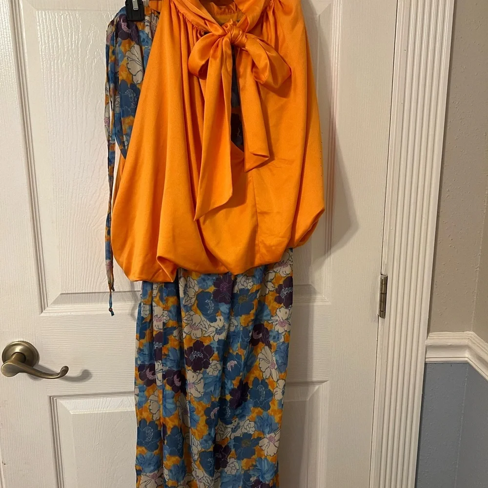 Dior platform pumps, stylish, Free People floral bottoms and Zara top included